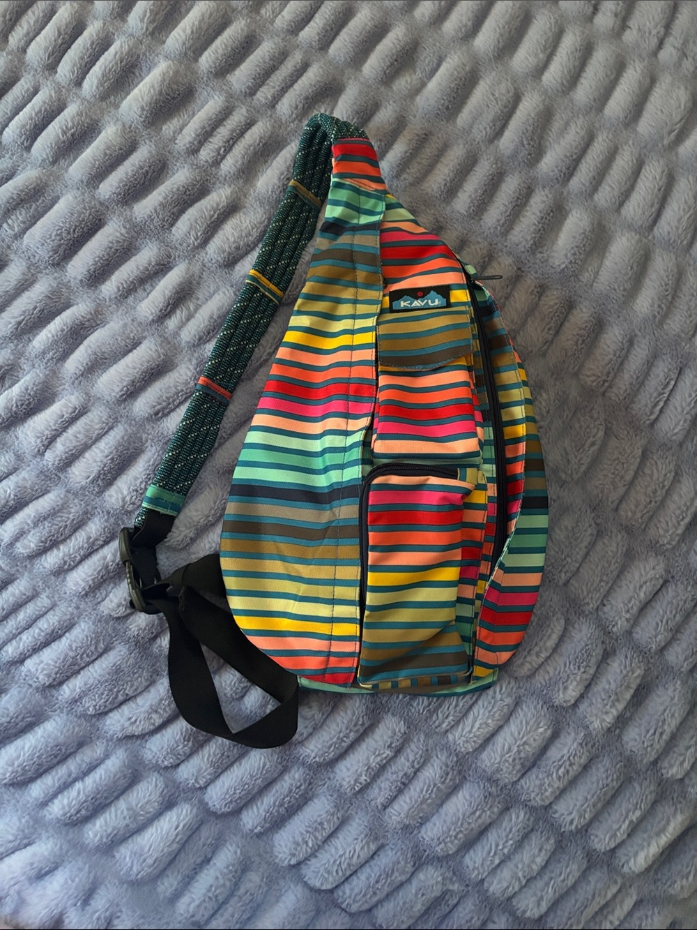 Kavu Multicolor Striped Rope Sling Bag - chroma stripe